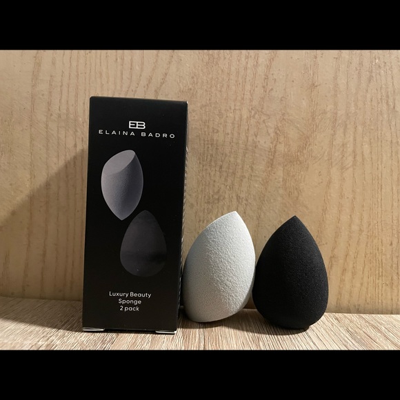 Elaina Badro: 2 Piece Luxury Sponges - Picture 2 of 2